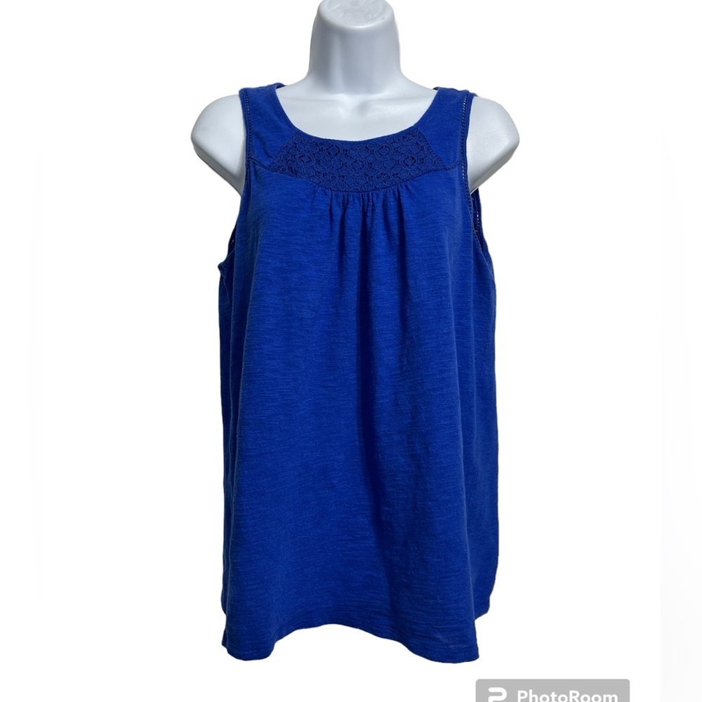 🔥Elle sleeveless blouse